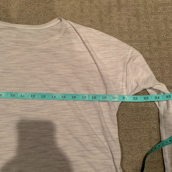 Lululemon Medium Long Sleeve Shirt Crewneck Asymmetrical Women's Size L/XL - Picture 7 of 8